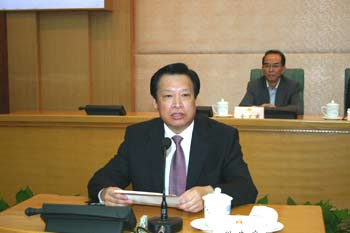 聚焦國內六位代省長:關注民生親民務實