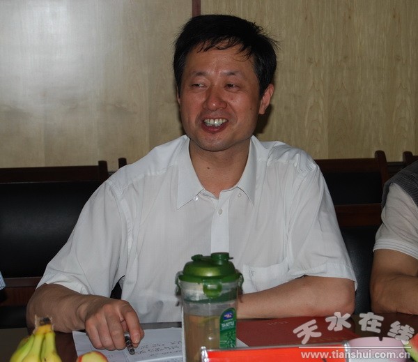 2、常州機電學院曹根基院長交流講話.JPG