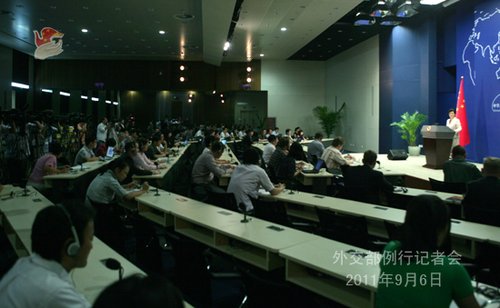 姜瑜:承認利比亞“過渡委”需水到渠成(圖)