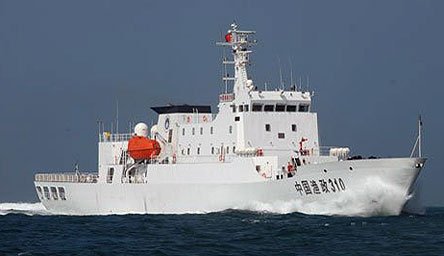 菲稱中國漁政310船返回黃巖島 造巨浪威脅菲方