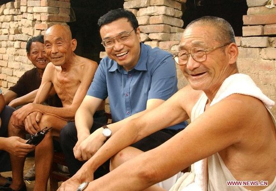 新華社推李克強人物特稿:萬事民為先