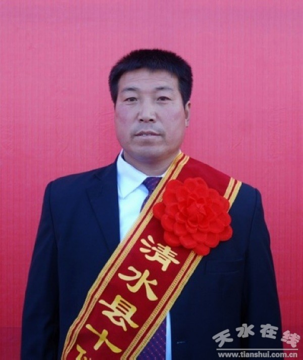 白小軍.jpg