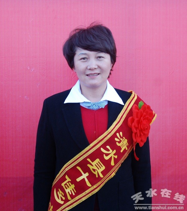 南海燕.jpg