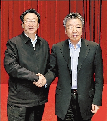 盧展工同志不再兼任河南省委書記