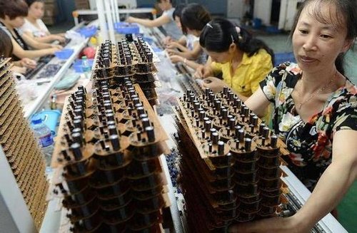 中國政府發(fā)力 節(jié)能環(huán)保產(chǎn)業(yè)迎來發(fā)展黃金期