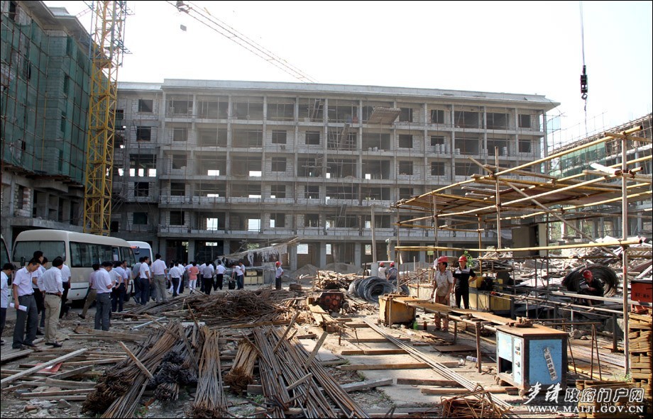 元龍鎮花椒專業市場建設現場.jpg