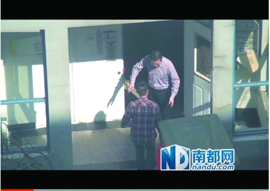 視頻舉報電視臺臺長收禮 蒼南縣紀委稱正在調(diào)查