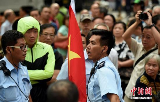 香港警方:非法霸占路面才是各種沖突場面的根源