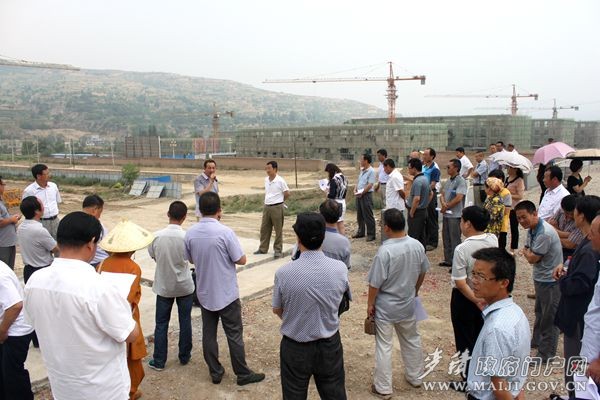 現場觀摩穎川佳苑建設項目 現場觀摩穎川佳苑建設項目