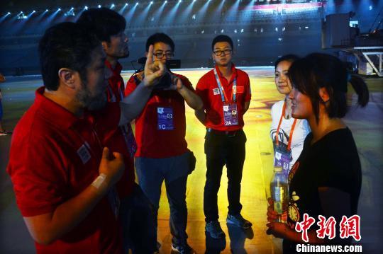 導(dǎo)演組詳解青奧點火:樸實方式重在理念傳播