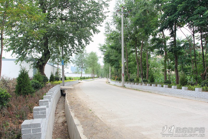 排水渠建設工程.jpg 排水渠建設工程.jpg