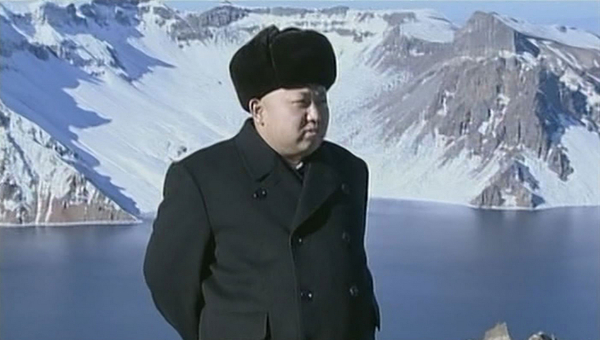 朝鮮播出金正恩登頂白頭山畫面(網頁截圖)