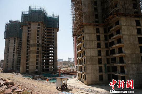 中新社北京5月16日電2015年全國經(jīng)濟體制改革工作會議16日在京召開,安排了2015年經(jīng)濟體制改革工作。