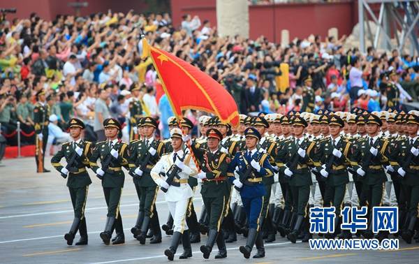 圖為參加演練的三軍儀仗隊(8月23日攝)。新華社記者 李剛 攝