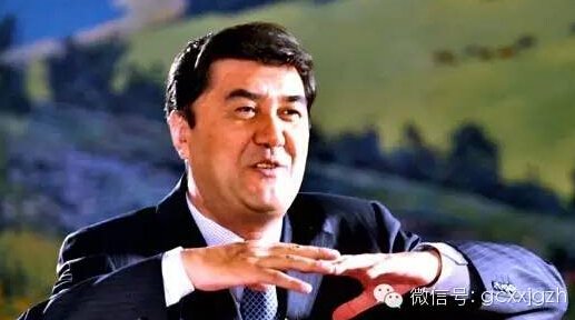 Ŭ׿1961꣬FҰlίΡԴ־LŬ׿1983ꮅI½Wϵ½W199837qrdľRLգ200039qr½΅^hίί븱ʡɲС200847qrŬ׿½΅^ϯա