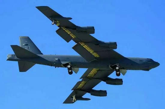 資料圖:B52轟炸機。