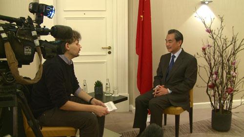 王毅接受路透社專訪談敘利亞和半島核問(wèn)題
