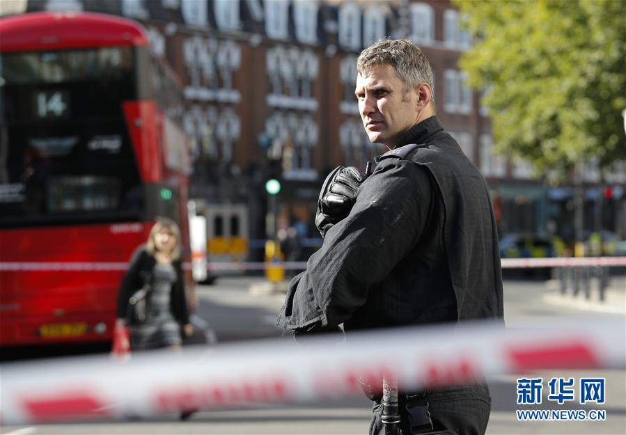 (國際)(1)英國警方將倫敦地鐵爆炸事件定性為恐怖襲擊