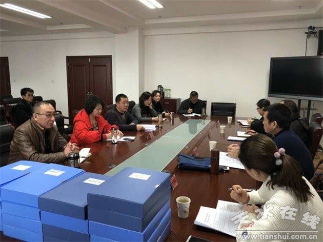 市文化和旅游局黨組成員、副局長楊春曉匯報工作.jpg