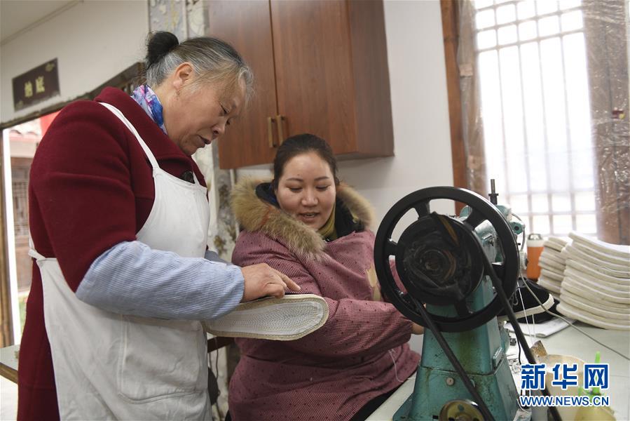 (新華全媒頭條·圖文互動)(3)循著習(xí)近平總書記足跡感受新時代新年味