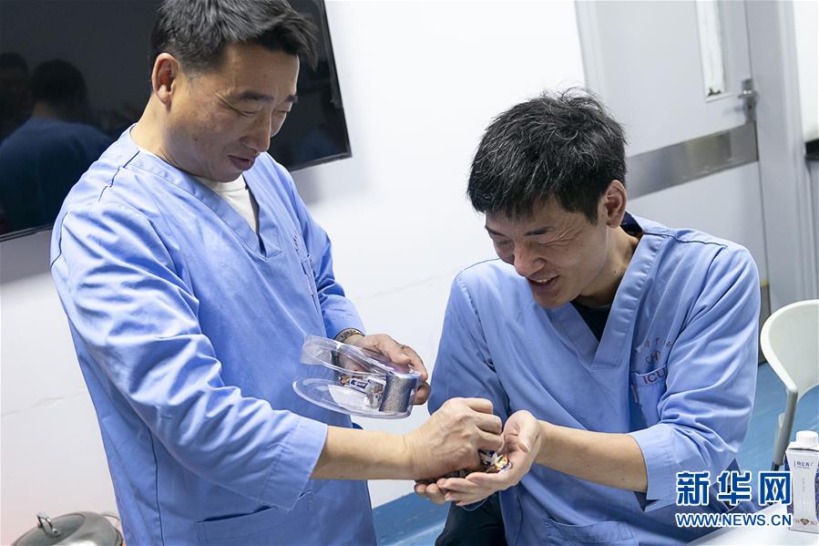 (新華全媒頭條·圖文互動)(23)萬眾一心迎挑戰 眾志成城戰疫情——全國總動員打響疫情防控阻擊戰紀實